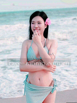诱魔图鉴封面：接近人类外表的形象，手持契约书与印章
